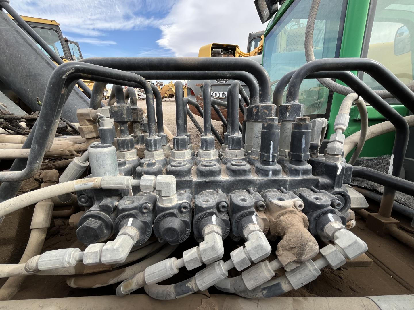 ./imagenes/INVOICE/2019/16984/MONTACARGAS  JLG G12-55A (62).JPG